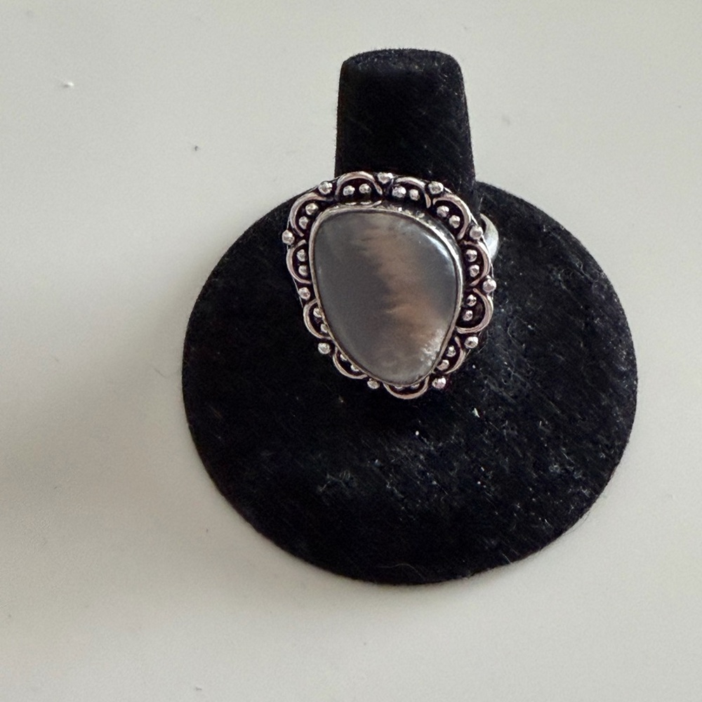 Ring With grey Stone